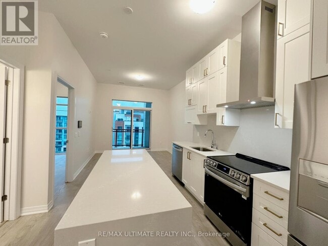 Building Photo - 470 Gordon Krantz Ave