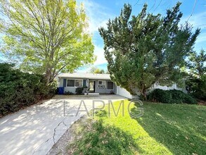 Building Photo - 24006 Archwood St