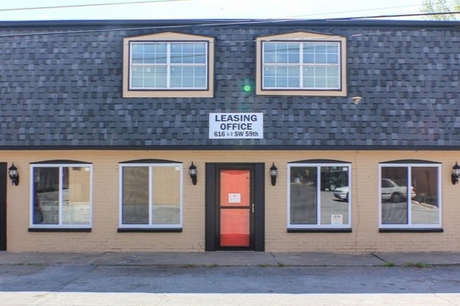 Building Photo - Welcome Home!