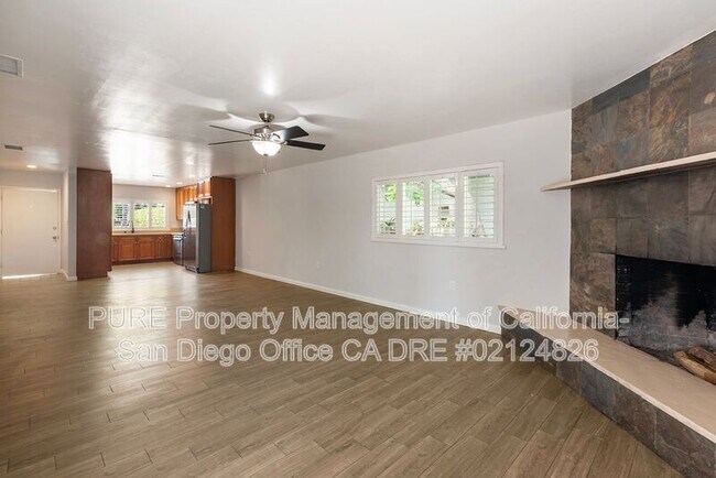 Foto del edificio - 515 Ramona Ave