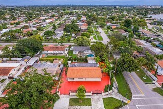 Building Photo - 3325 SW 127th Ave