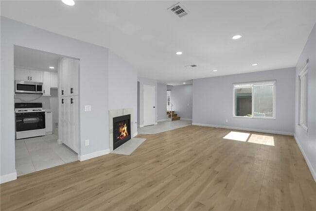 Building Photo - 23620 Monument Canyon Dr