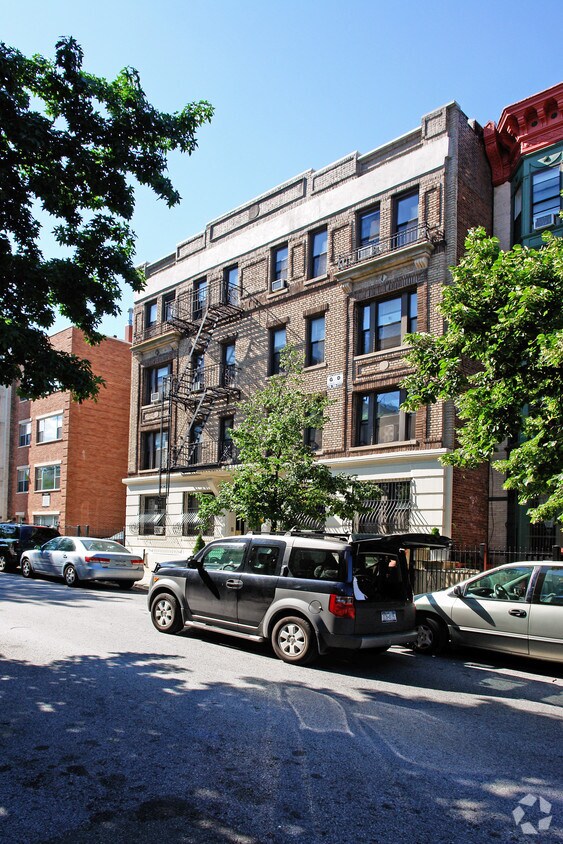 Foto del edificio - 310 12th St