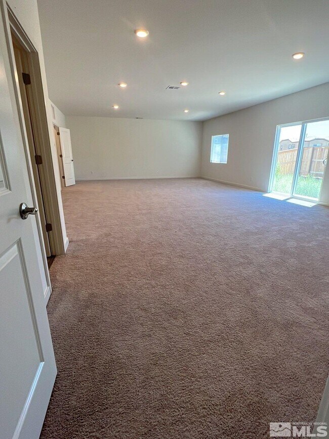 Building Photo - 252 Belmullet Dr