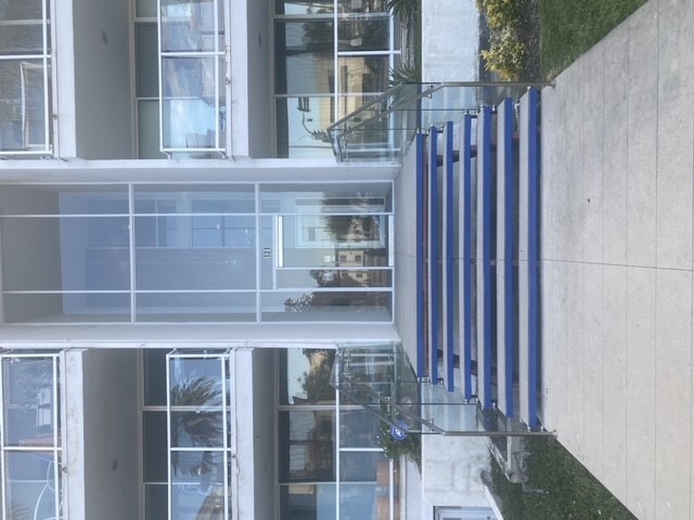 Building Photo - 131 N Gale Dr