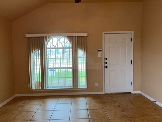Foto del edificio - 4701 Autumn Valley Dr