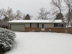 Building Photo - 262 Dianna Dr