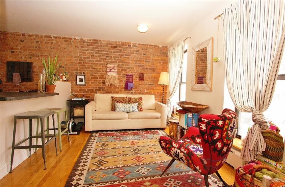 Primary Photo - 214 Flatbush Avenue