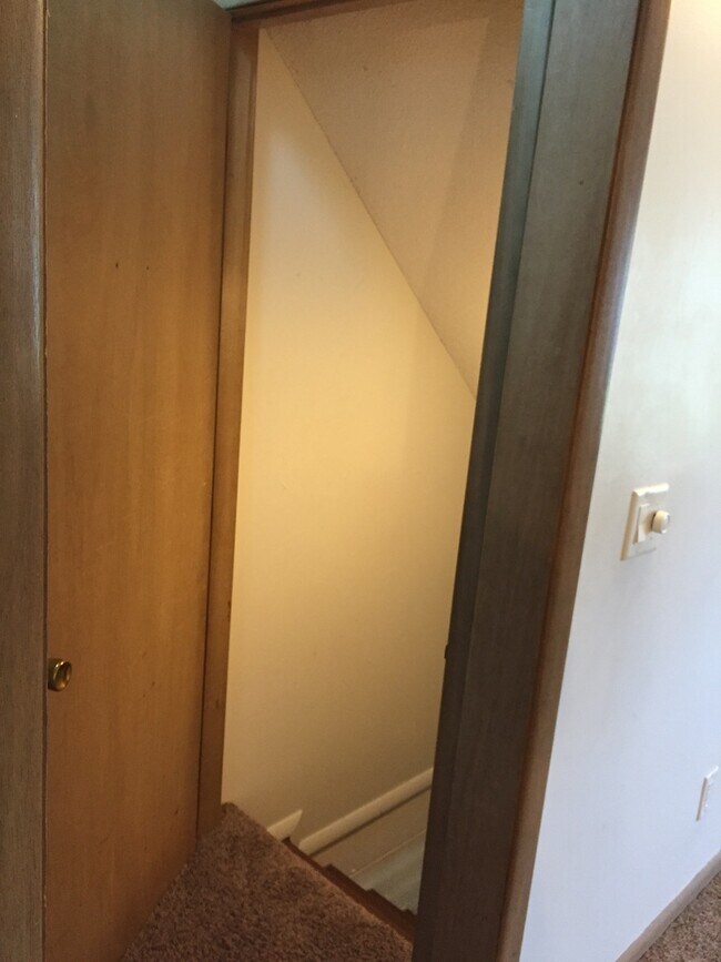Foto del edificio - AVAILABLE NOW!!!!  Gorgeous 2 Bedroom, 1.2...