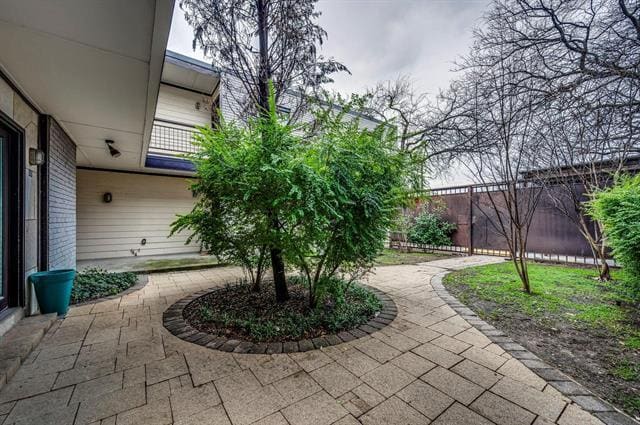 Foto del edificio - 2722 Knight St