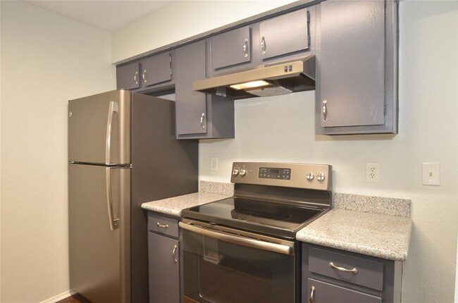 Foto del edificio - 6200 W Tidwell Rd