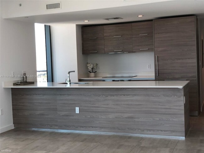 Foto del edificio - 3 br, 2.5 bath Condo - 1300 S Miami Ave Un...