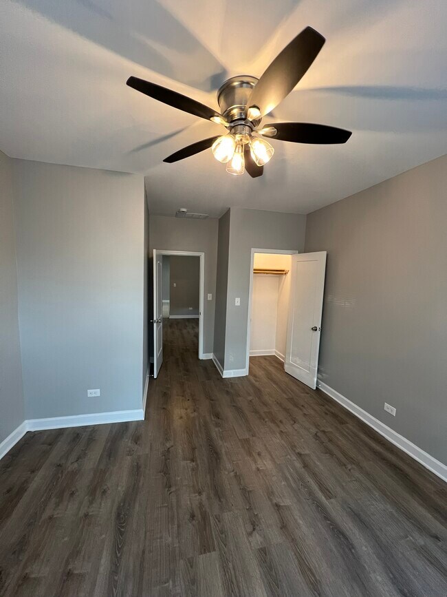 Foto del edificio - 7311 S Dorchester Ave