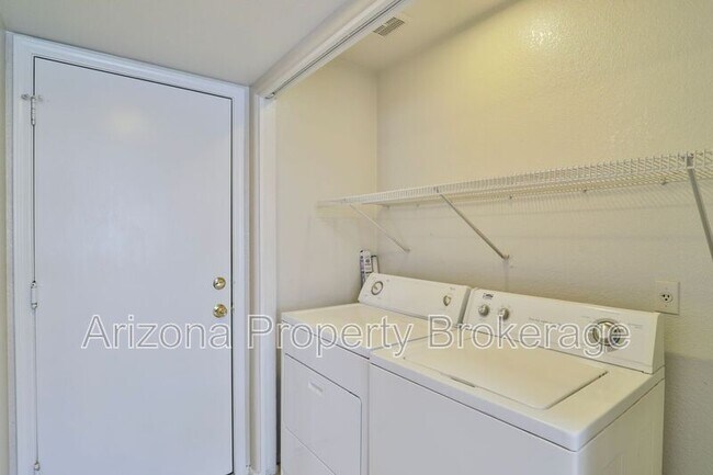 Foto del edificio - 3622 W Wagoner Rd