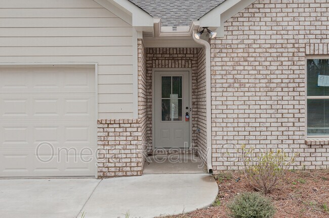 Building Photo - 14609 Griffin St
