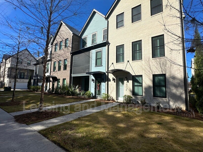 Photo - 1615 Florentia Street
