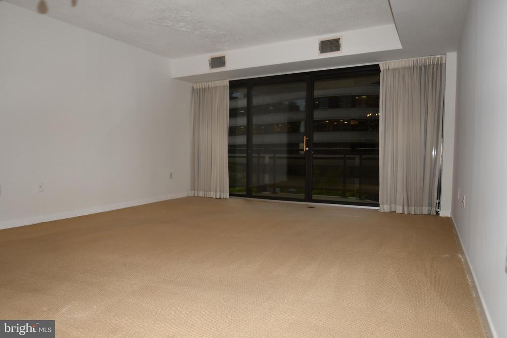 Primary Photo - 1530 Key Blvd