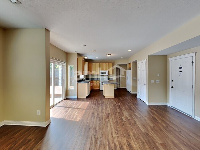 Foto del edificio - 328 Timbersmith Dr