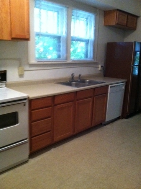 Kitchen - 434 N Grant St