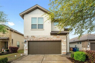 Building Photo - 9924 Milla Cir