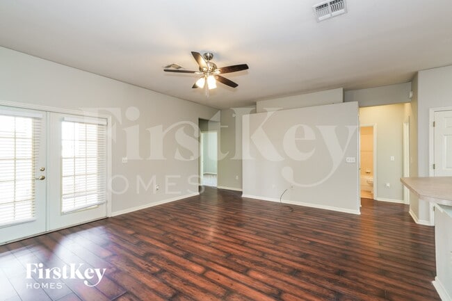 Building Photo - 3261 Pebblebrooke Blvd