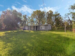 Building Photo - 152 Walnut Dr