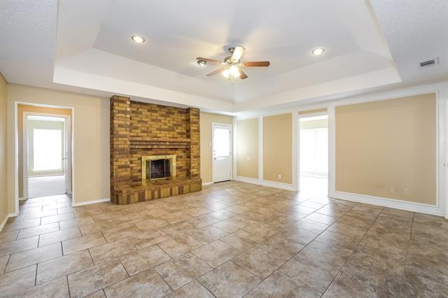 Building Photo - 8013 Moss Rock Dr