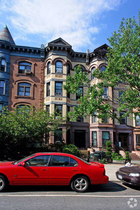 Building Photo - 434 3rd St