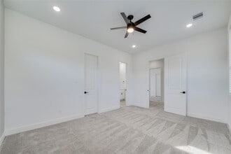 Building Photo - 171 Waterford Way