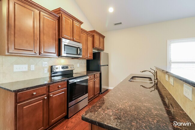 Building Photo - 197 Breezemont Drive, Fuquay Varina, NC 27526