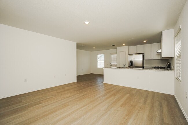 Building Photo - 11934 Cink Dr