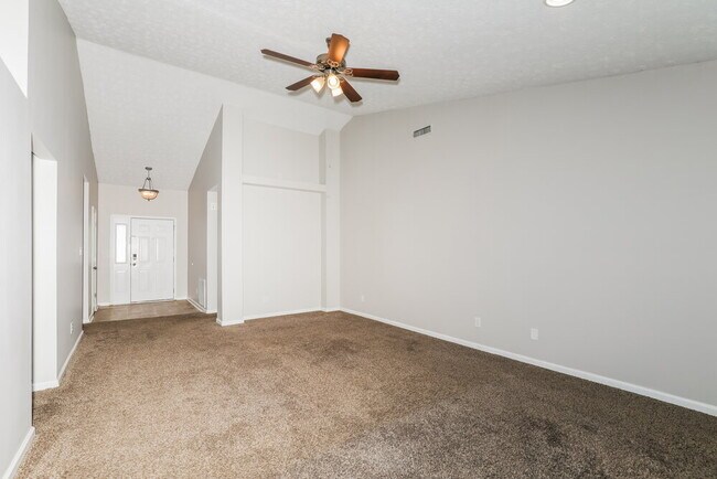 Foto del edificio - 5309 Waterton Lakes Dr