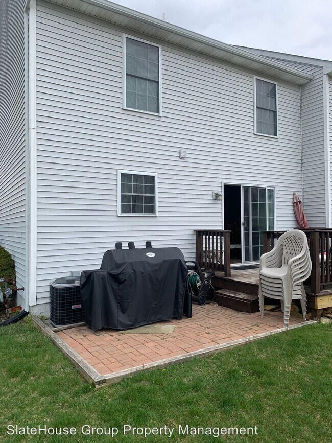 Building Photo - 3 br, 2.5 bath House - 115 Cambridge Dr