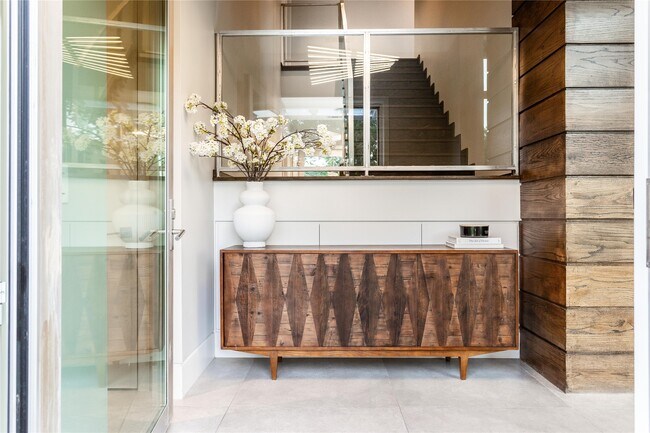 Foto del edificio - 2824 Lockett St