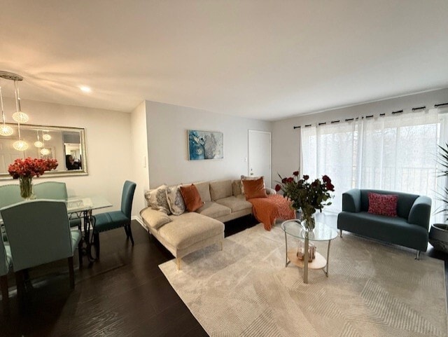 Building Photo - 9430 Bay Colony Dr