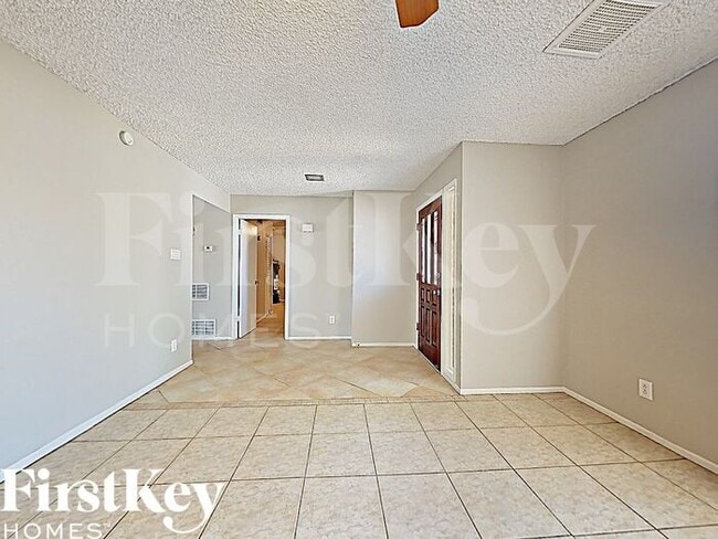 Building Photo - 4428 S La Corta Dr