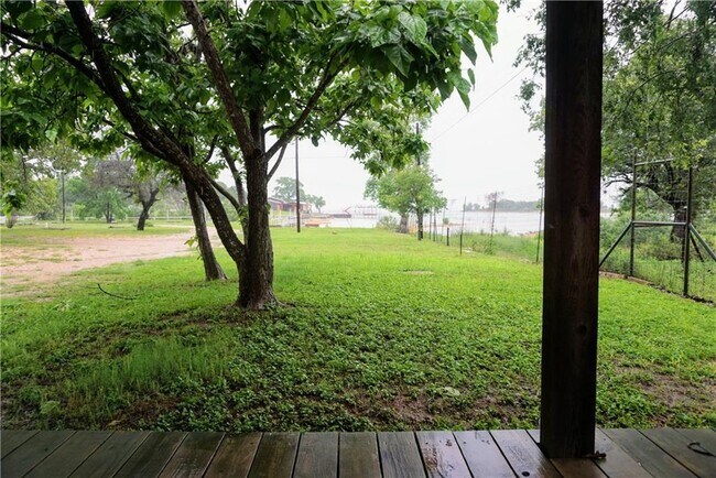 Foto del edificio - 208 Boulder Dr