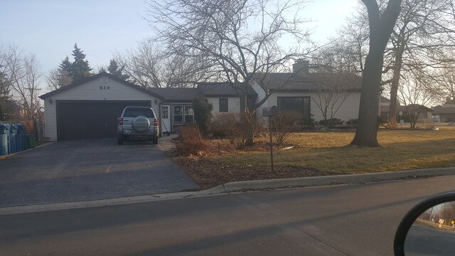 Foto principal - 514 W Crockett Ave