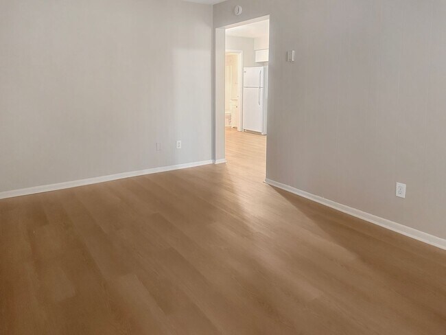 Foto del edificio - 1605 Bacon Ave