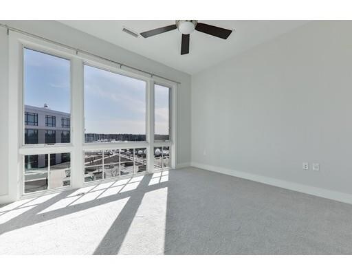 Building Photo - 10 Shipyard Dr