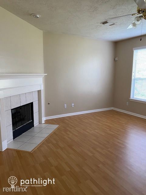 Building Photo - 4 br, 2.5 bath House - 207 Blossomwood Dri...