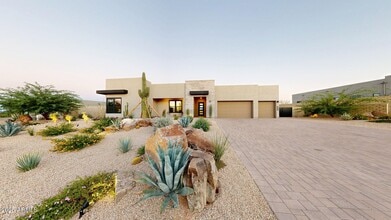 Building Photo - 13179 E Juan Tabo Rd