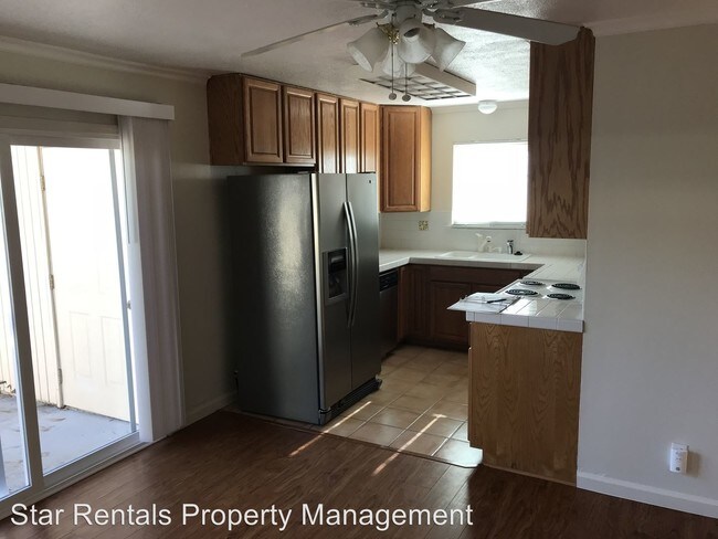 Building Photo - 3 br, 1.5 bath Apartment - 990 EL CAMINO