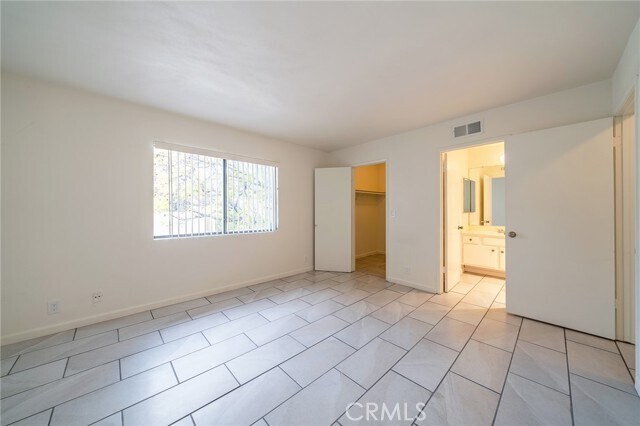 Foto del edificio - 1600 Vía Linda