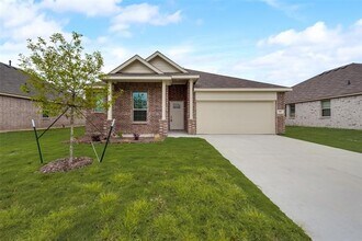 Building Photo - 917 Dustwood Dr