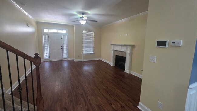 Foto del edificio - 5508 Meghan Ln