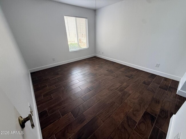Building Photo - 10610 S 48th St