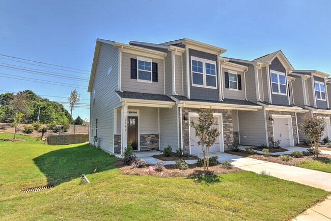 Building Photo - 1246 Virginia Pine Dr