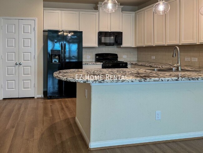 Photo - 5541 Evanston Ln Townhome