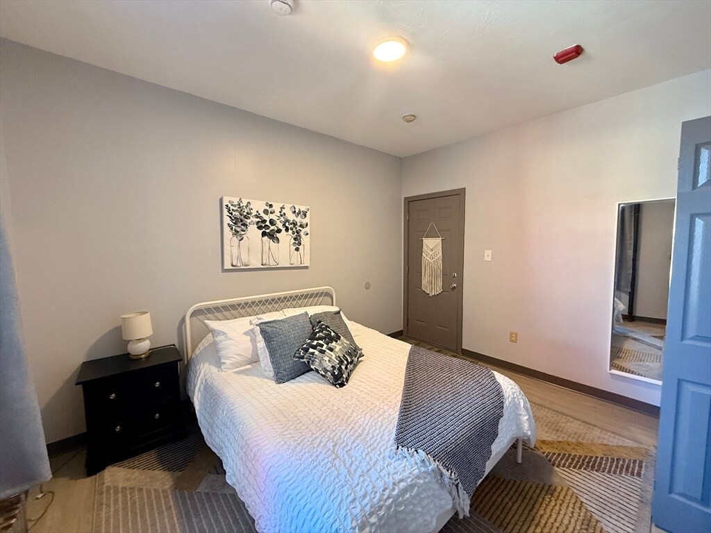 Foto del edificio - 70 Russell St